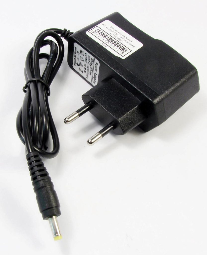Сетевое ЗУ XC-888 12v 2.0A